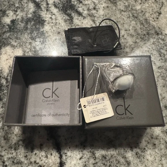 Calvin Klein Silver Ring Minimalist Design - Picture 2 of 2